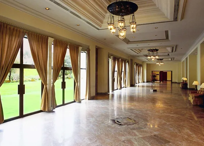 Hyatt Regency 5*