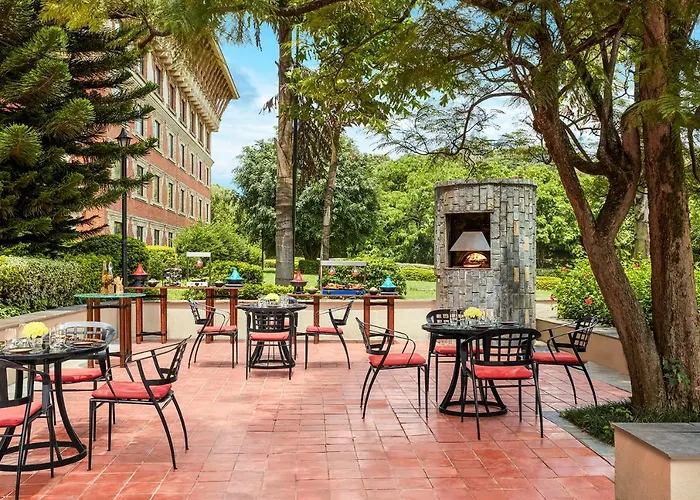 Hyatt Regency 5*